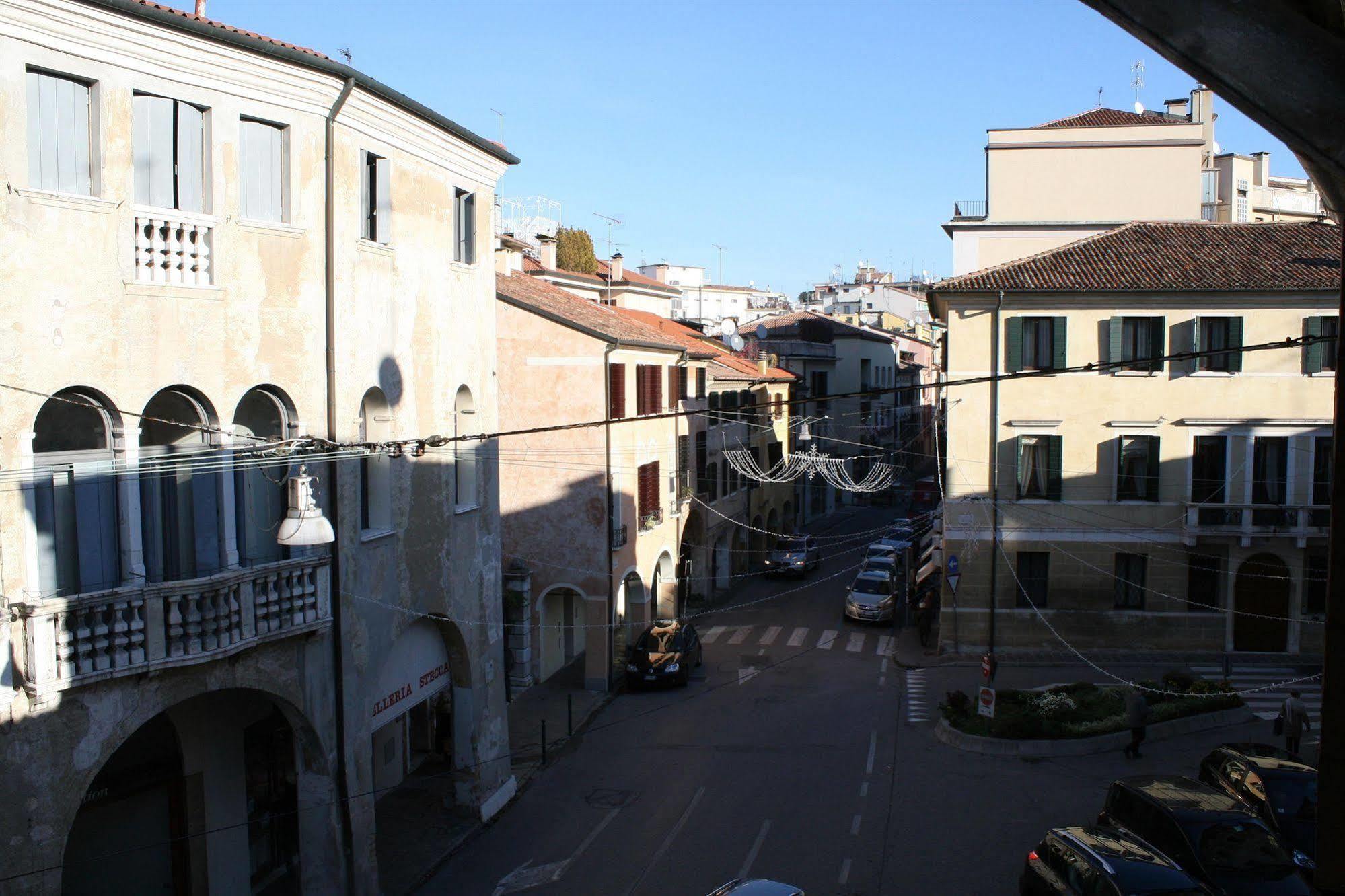 19 Borgo Cavour Bed & Breakfast Treviso Dış mekan fotoğraf